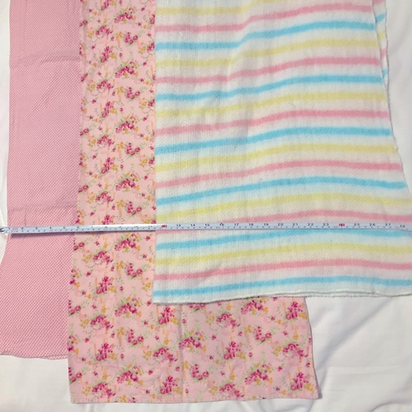 🆕 Sesame Beginnings Baby 2 Pack Flannel Receiving Blankets Plus 3 Used Blankets - Picture 5 of 8